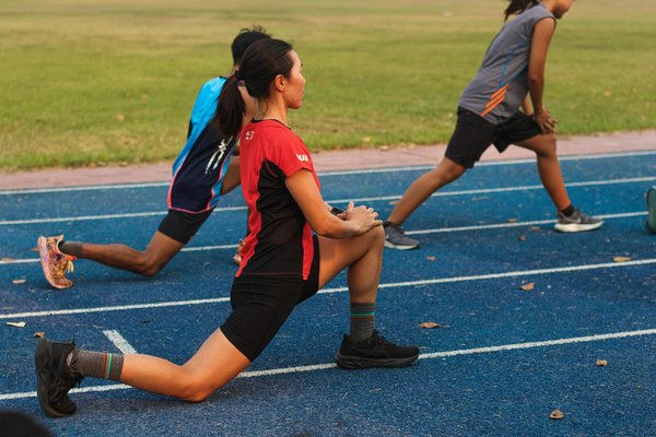 Spotting Overtraining Signs in Professional Football Athletes: Effective Prevention and Recovery Tactics